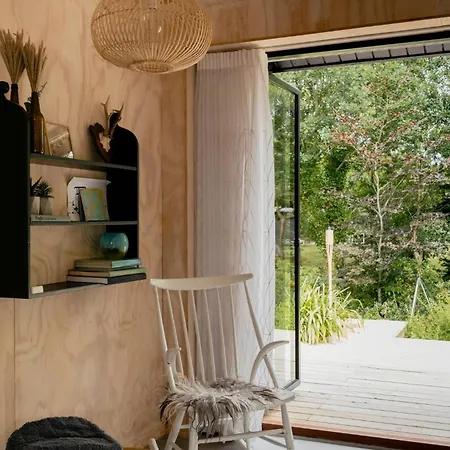 Ferienhaus Enjoy The Morning With A Dip In The Sea *